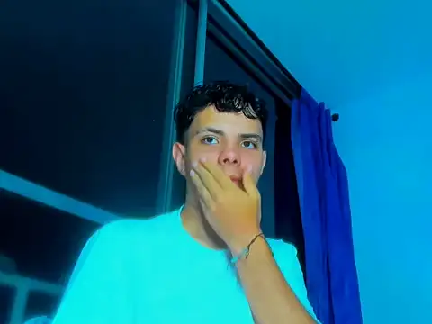 Alessandro 1610 online show from November 14, 2025, 5:11 am