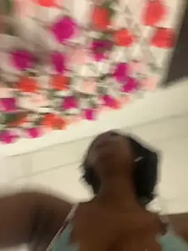 Snapshot of blackgril12 chatting on November 21, 2025, 11:42 am blackgril12 online show from November 21, 2025, 11:42 am