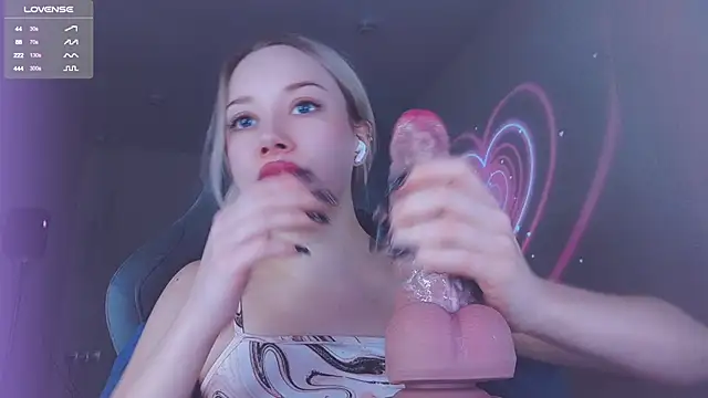 Snapshot of _chatur_babe chatting on November 22, 2025, 4:39 pm chatur babe online show from November 22, 2025, 4:39 pm