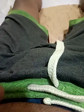 Snapshot of hard_bone69 chatting on December 21, 2025, 10:43 pm hard bone69 online show from December 21, 2025, 10:43 pm