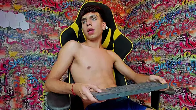 Angel boyy2 online show from February 9, 2025, 7:05 am