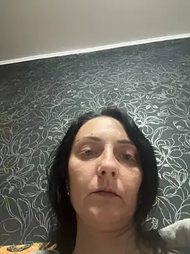 Miroslava1247 online show from November 17, 2025, 5:39 pm