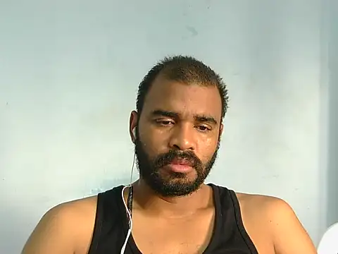 Snapshot of YOX22 chatting on February 5, 2026, 1:51 pm YOX22 online show from February 5, 2026, 1:51 pm