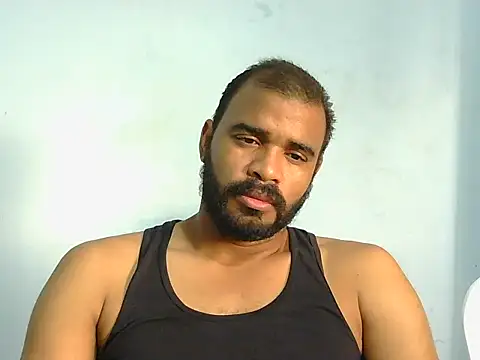 Snapshot of YOX22 chatting on February 6, 2026, 1:40 pm YOX22 online show from February 6, 2026, 1:40 pm