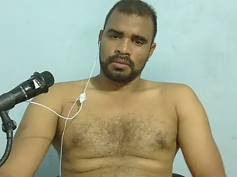 Snapshot of YOX22 chatting on February 24, 2026, 6:25 am YOX22 online show from February 24, 2026, 6:25 am