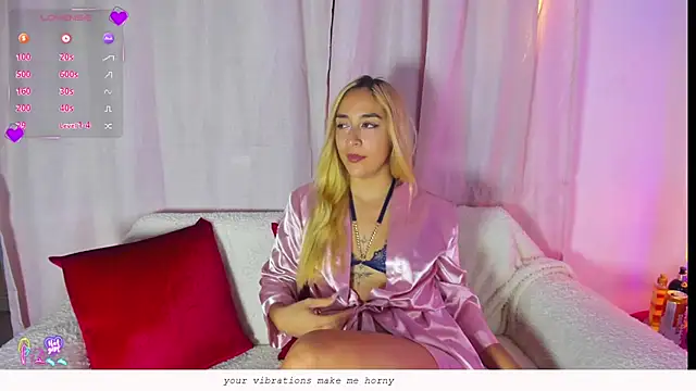 Emylyjonhs online show from July 7, 2026, 9:07 pm