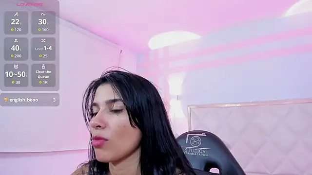 Snapshot of Gaby_tay1 chatting on May 9, 2026, 3:43 am Gaby tay1 online show from May 9, 2026, 3:43 am