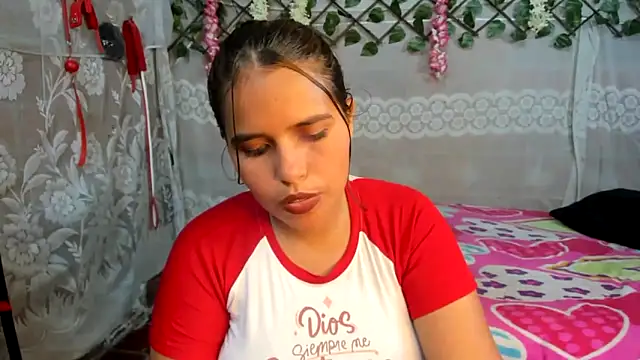 leandro49112 online show from October 20, 2025, 9:59 pm