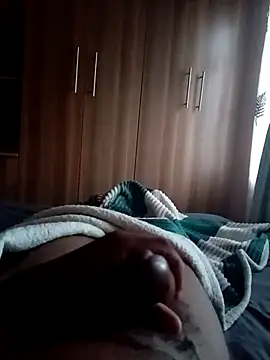 Snapshot of Cumboy2567 chatting on February 18, 2026, 3:37 am Cumboy2567 online show from February 18, 2026, 3:37 am