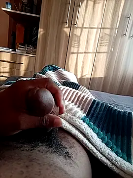 Snapshot of Cumboy2567 chatting on February 21, 2026, 4:36 am Cumboy2567 online show from February 21, 2026, 4:36 am