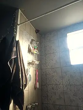 Snapshot of ShysluutGia chatting on January 8, 2026, 5:30 pm ShysluutGia online show from January 8, 2026, 5:30 pm