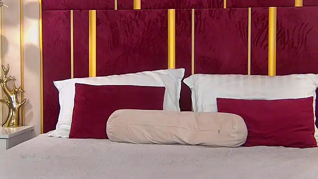 ChloeSins  online show from March 19, 2025, 8:45 am