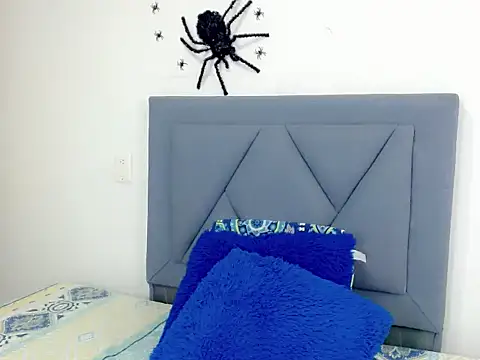 dominic 00 online show from October 25, 2025, 8:31 pm