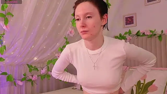 JoYung online show from December 4, 2025, 4:11 am