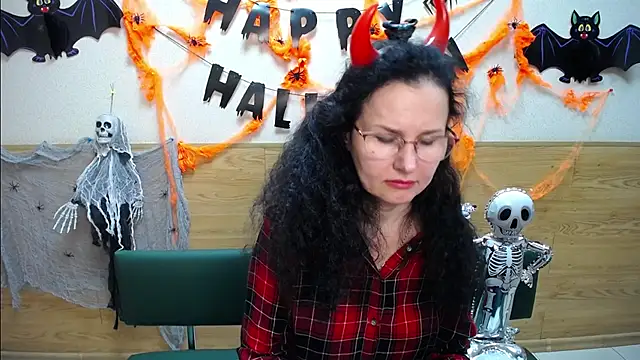 Snapshot of Miroslava_Happi chatting on October 31, 2025, 7:05 am Miroslava Happi online show from October 31, 2025, 7:05 am