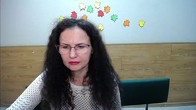 Miroslava Happi online show from September 28, 2025, 6:42 am