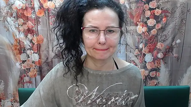 Miroslava Happi online show from March 1, 2026, 6:24 am