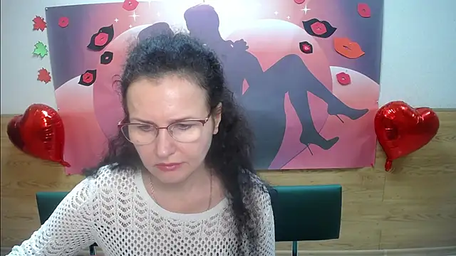 Miroslava Happi online show from October 3, 2025, 5:53 am