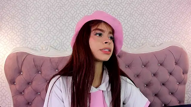 LilyRoxi online show from May 23, 2026, 2:05 pm