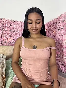 Snapshot of Lynda_Bonnie chatting on March 23, 2026, 9:25 pm Lynda Bonnie online show from March 23, 2026, 9:25 pm