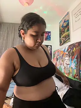 emyrose2 online show from September 18, 2025, 12:24 am