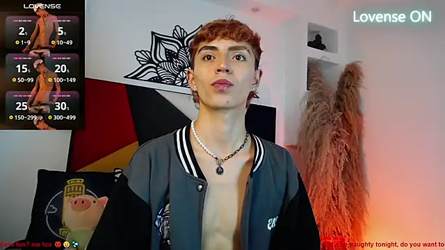 MaikyCooper online show from November 30, 2025, 8:42 pm