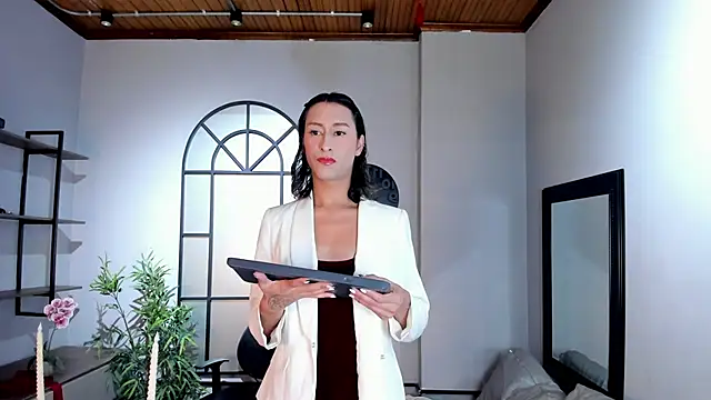 Georgina Palacios  online show from February 15, 2026, 4:02 am