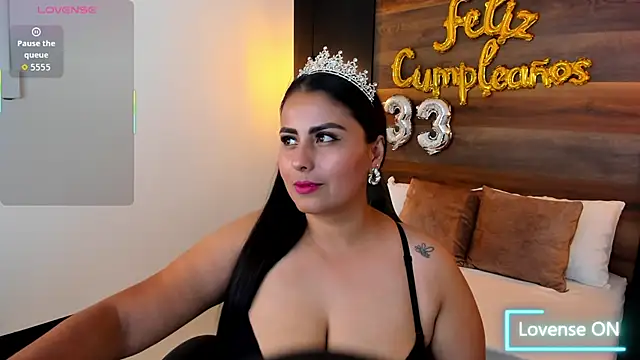 sol valeria online show from September 22, 2025, 8:37 pm
