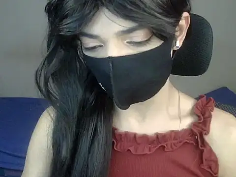 YourCDBitch online show from November 5, 2025, 8:34 pm