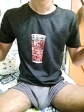 Snapshot of bong_crave chatting on October 3, 2025, 6:15 am bong crave online show from October 3, 2025, 6:15 am