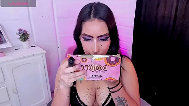 Snapshot of Nyx_Blackmoon chatting on September 9, 2025, 3:32 pm Nyx Blackmoon online show from September 9, 2025, 3:32 pm