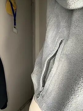 Hamza-Maroki online show from December 17, 2025, 8:47 pm