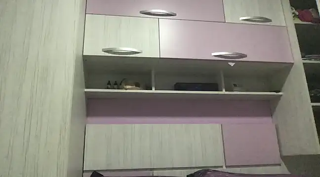 karllaa1234 online show from February 28, 2025, 9:33 pm