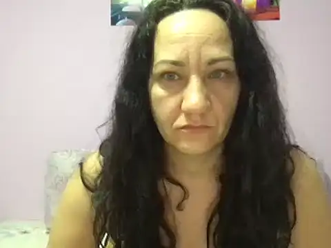 karllaa1234 online show from March 18, 2025, 4:07 am