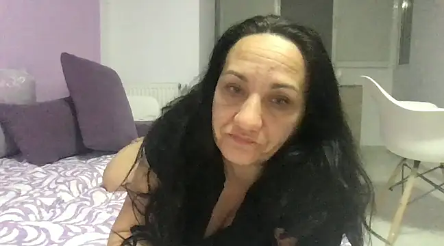 karllaa1234 online show from March 8, 2025, 1:17 am