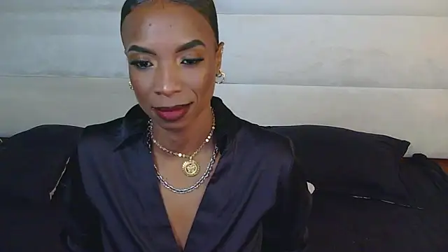 JadaMills online show from November 28, 2025, 2:17 pm