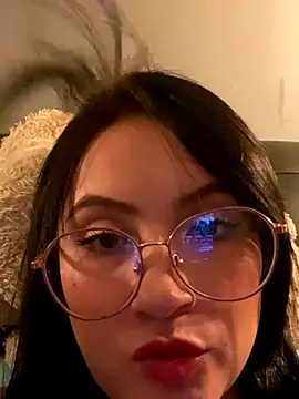 ValentinaOrtiz3 online show from September 15, 2025, 1:28 am