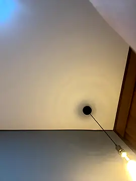 ValentinaOrtiz3 online show from November 23, 2025, 3:27 am