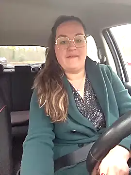 justtess online show from November 20, 2025, 2:29 pm