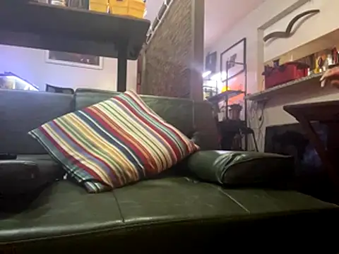 FreakServant100 online show from November 13, 2025, 2:59 am