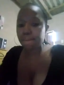 Coco Nile online show from June 16, 2026, 2:06 pm