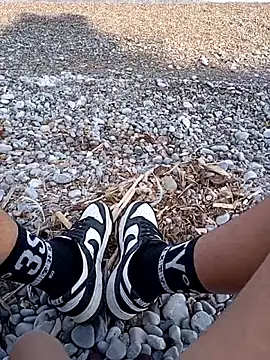 Snapshot of gkal7877_ chatting on October 14, 2025, 7:42 am gkal7877 online show from October 14, 2025, 7:42 am