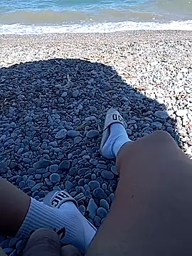 Snapshot of gkal7877_ chatting on September 22, 2025, 8:20 am gkal7877 online show from September 22, 2025, 8:20 am