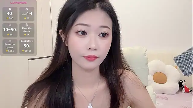 yunyun121 online show from October 30, 2025, 4:04 pm