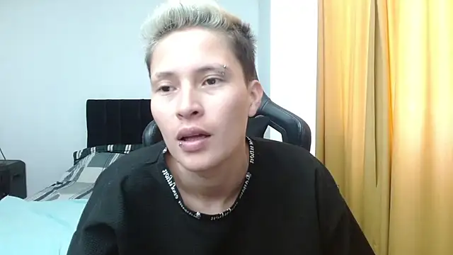 duo peludoo online show from June 23, 2026, 5:22 pm