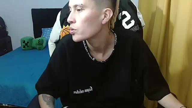 Snapshot of duo_peludoo chatting on May 18, 2026, 3:17 am duo peludoo online show from May 18, 2026, 3:17 am