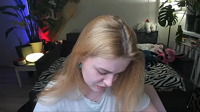 Alexa Pirs online show from March 29, 2026, 6:20 pm