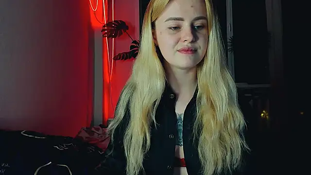 Snapshot of Alexa_Pirs chatting on March 7, 2025, 8:44 pm Alexa Pirs online show from March 7, 2025, 8:44 pm