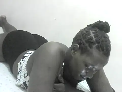 Snapshot of FudgeBabe chatting on February 17, 2025, 2:17 pm FudgeBabe online show from February 17, 2025, 2:17 pm