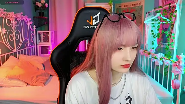 Akemi Sora  online show from March 5, 2025, 3:07 pm